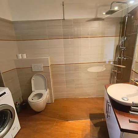 Apartment Oasis In The Old Town