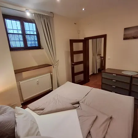 Apartment Oasis In The Old Town *