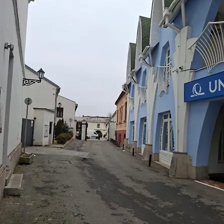 Oasis In The Old Town *