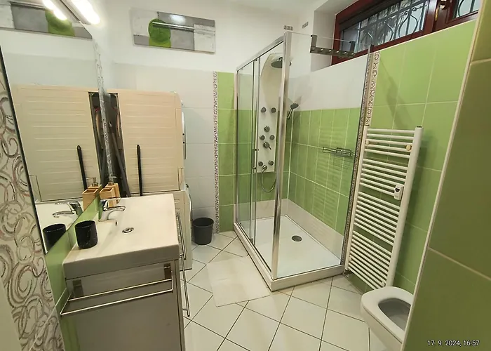 Oasis In The Old Town *