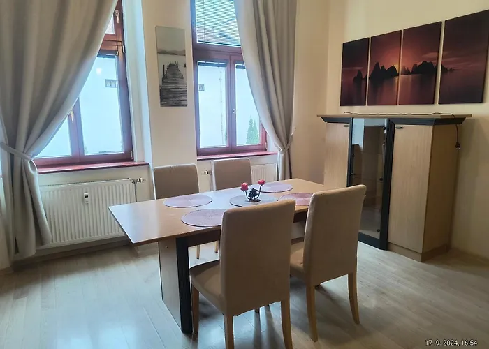 Oasis In The Old Town *